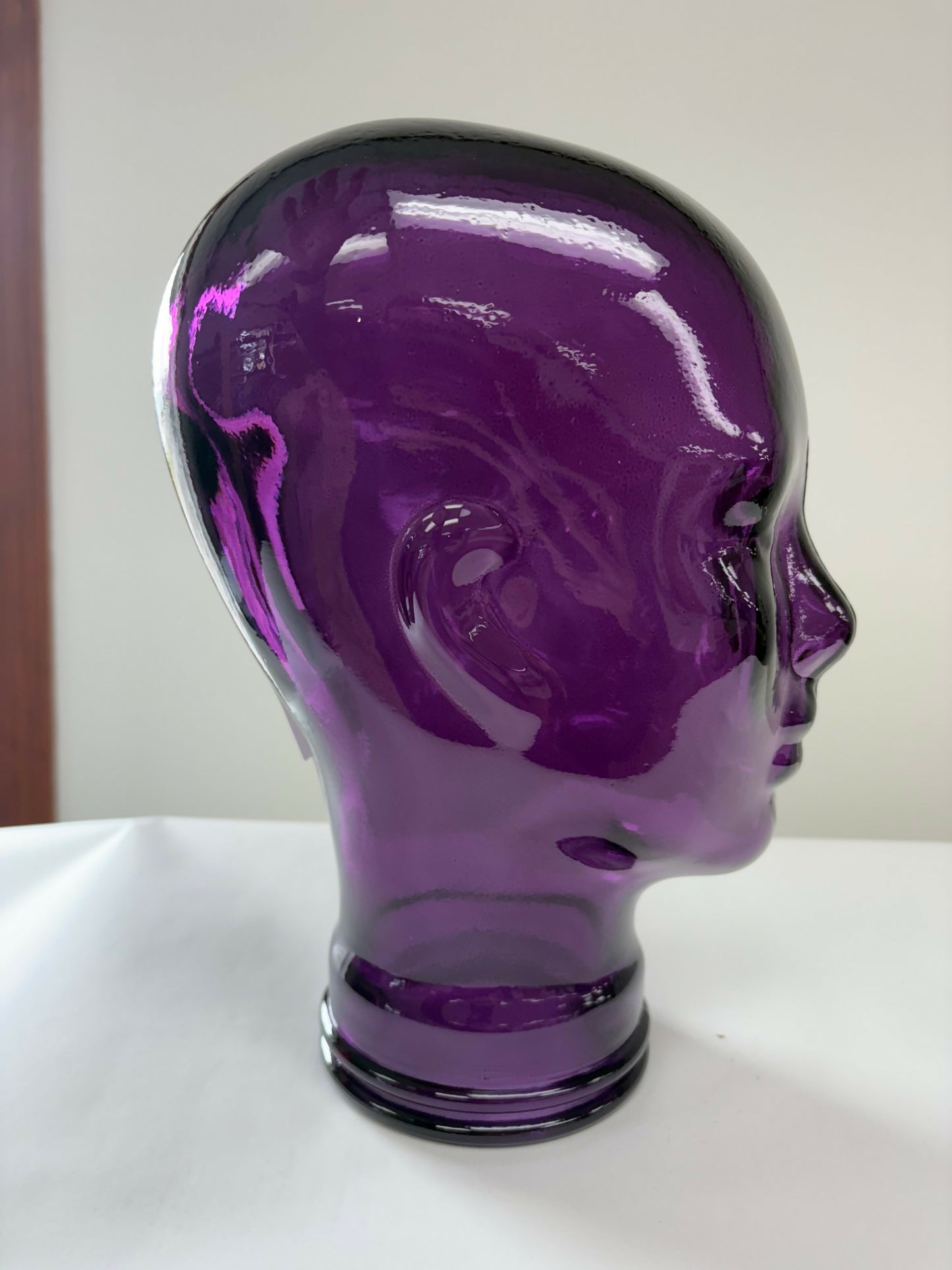 PURPLE GLASS MANNEQUIN HEADLIFE SIZE
